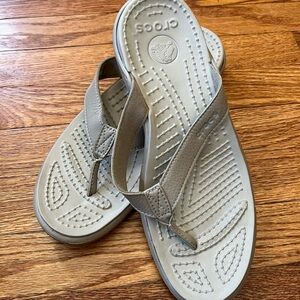 CROCS Women’s Flip Flop Sandals